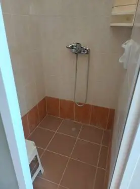 shower room - second