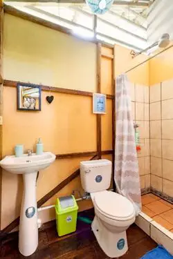 Air bnb bathroom