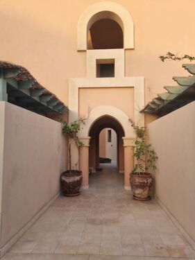 ENTRANCE TO BUILDING