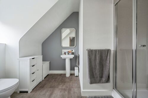 Master Ensuite