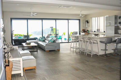 Open area entertainment