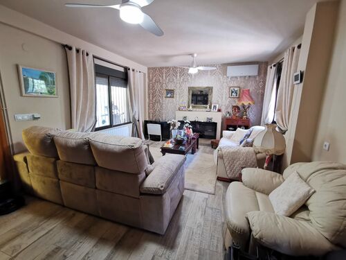 Upstairs Living Area