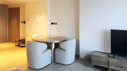 Me Do Re Studio, JLT