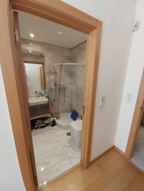 Bathroom bedroom 2