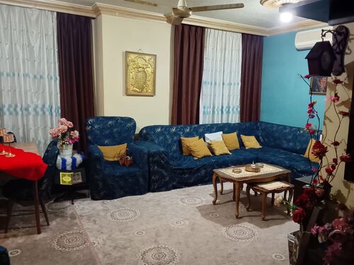Saloon 