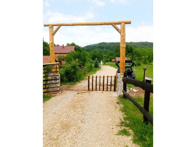 Entrance to property