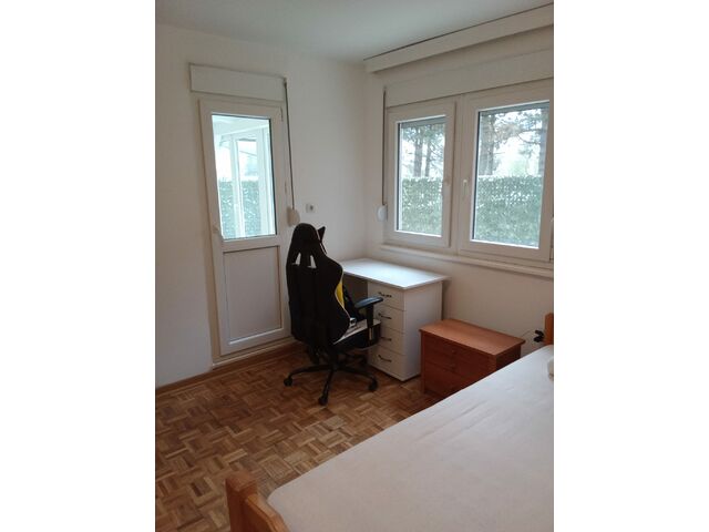 bezanijska kosa flat sale