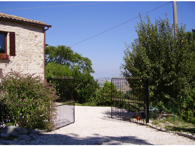 Entrance from Commune Rd