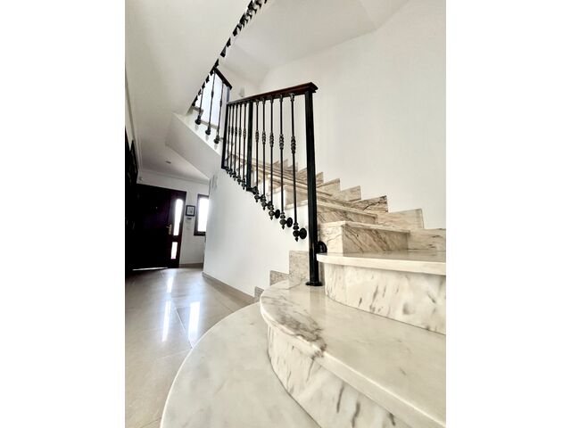 escalera planta baja