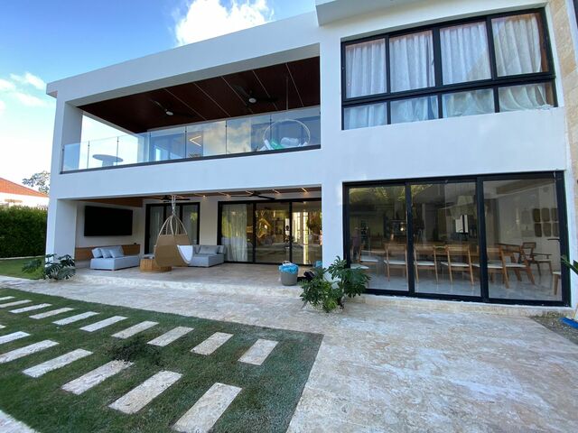 TERRACE - REAL PHOTO