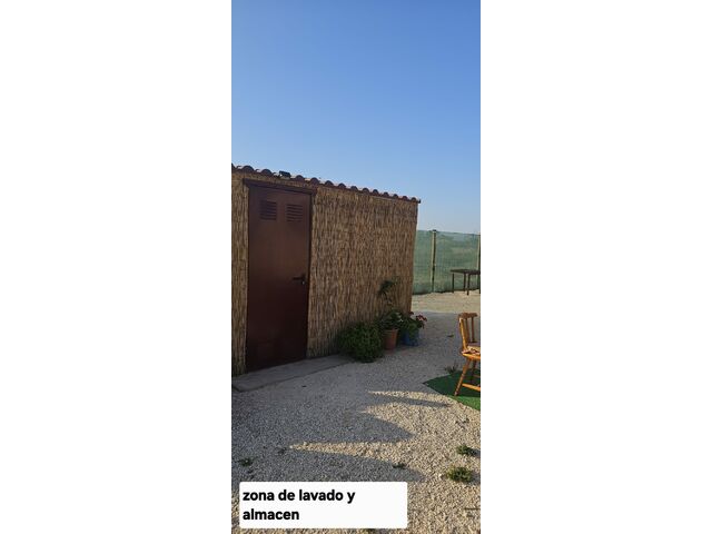 WASHING AND STORAGE AREA