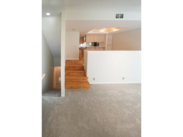 STAIRS TO DINING/KITCHEN