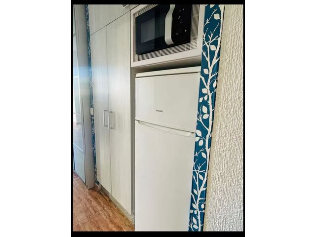 Nevera y microondas-