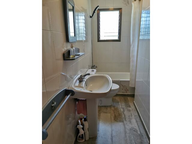 Upstairs Bathroom No.2