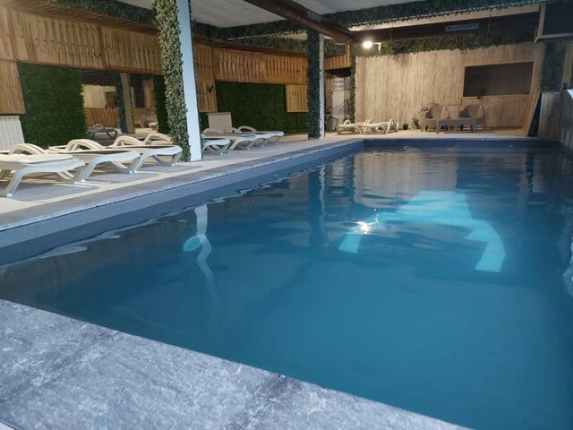 Piscina interior