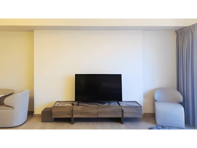 Me Do Re Studio, JLT