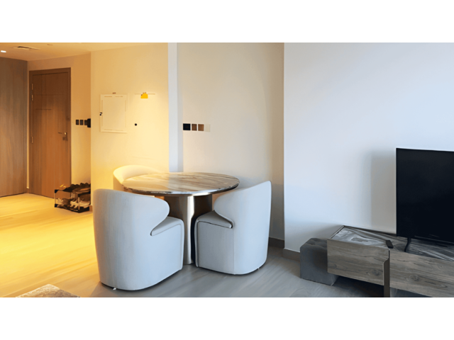 Me Do Re Studio, JLT