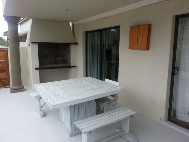 Flat 1 Barbeque