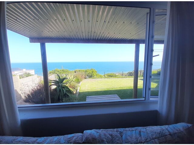 BEDROOM SEA VIEW