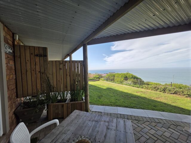 OUTSIDE SECOND BEDROOM