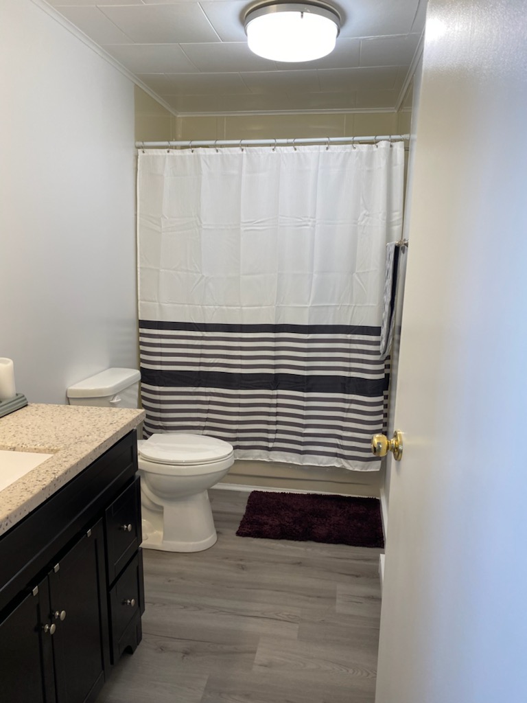 2 Unit House in Fleur de Lys Newfoundland (Canada, Newfoundland, White Bay, Newfoundland and