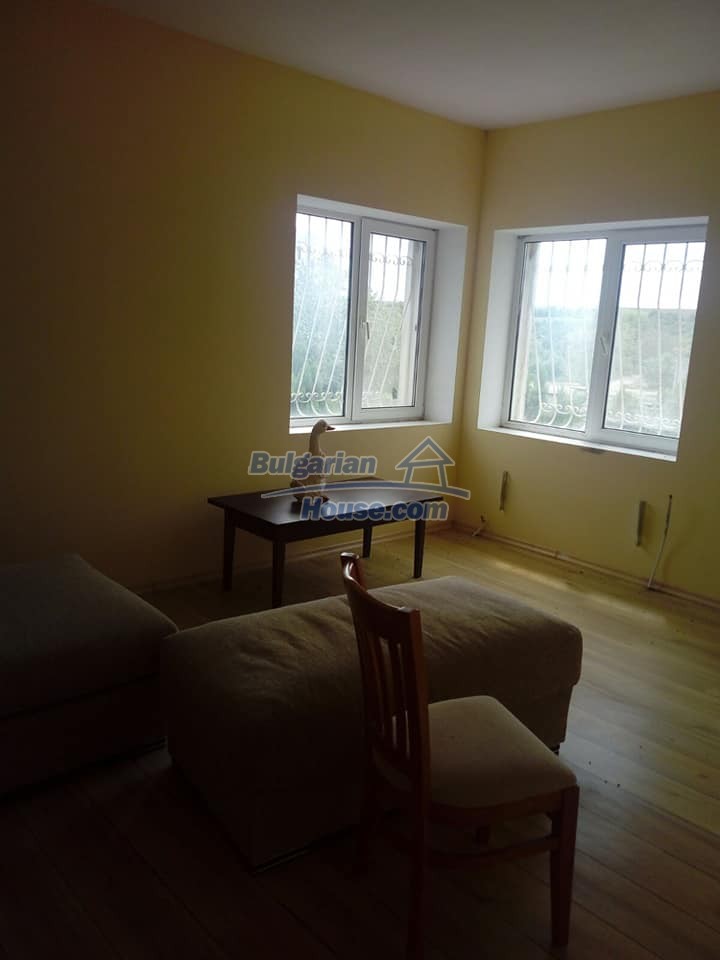 Property for sale with a large yard of 3800sq.m. region Va (Bulgaria