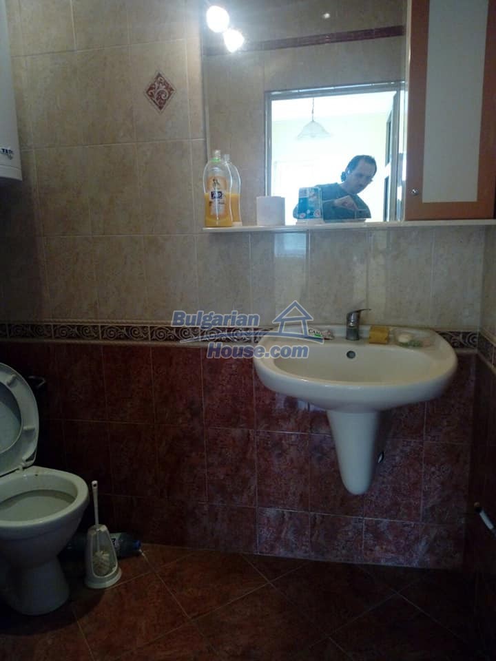 Property for sale with a large yard of 3800sq.m. region Va (Bulgaria